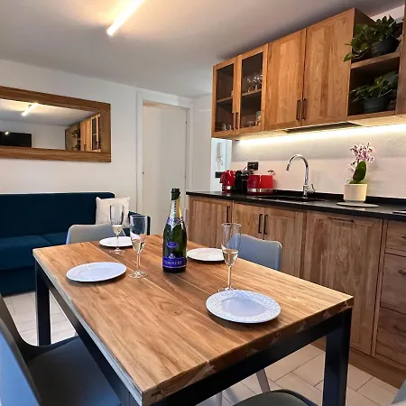 Appartamento Cozy Town Centre, 2bth And Garage Cervinia *