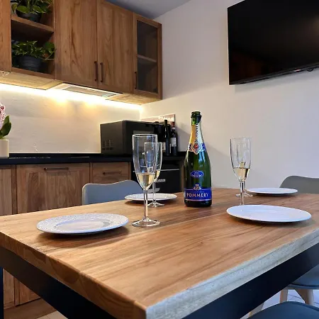 Cozy Town Centre, 2bth And Garage Cervinia Breuil-Cervinia