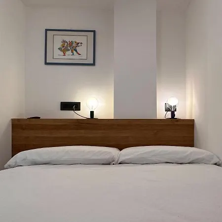 Cozy Town Centre, 2bth And Garage Cervinia Daire