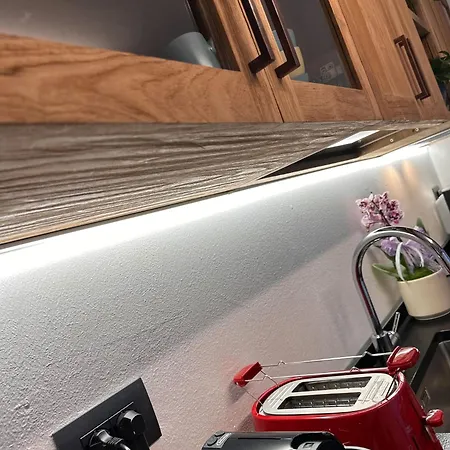 Lägenhet Cozy Town Centre, 2bth And Garage Cervinia *